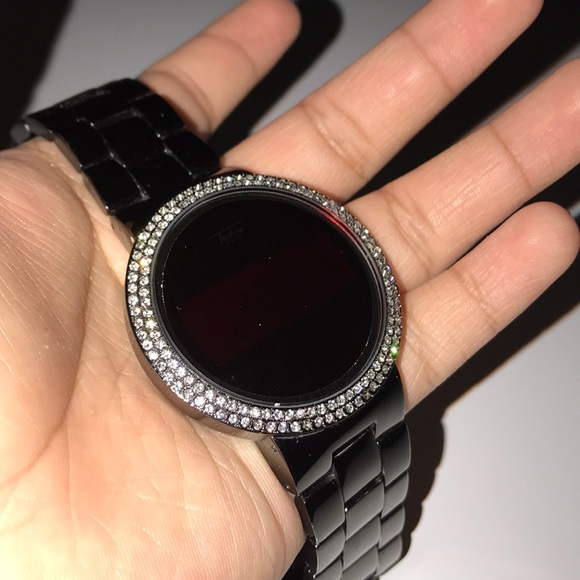 Diamond watch - Picture 3 of 7